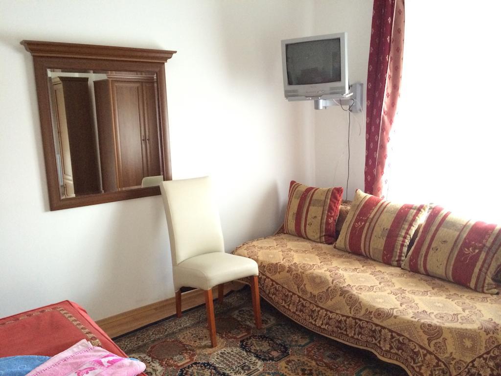 Villa Rubin Panzio Hajduszoboszlo Room photo